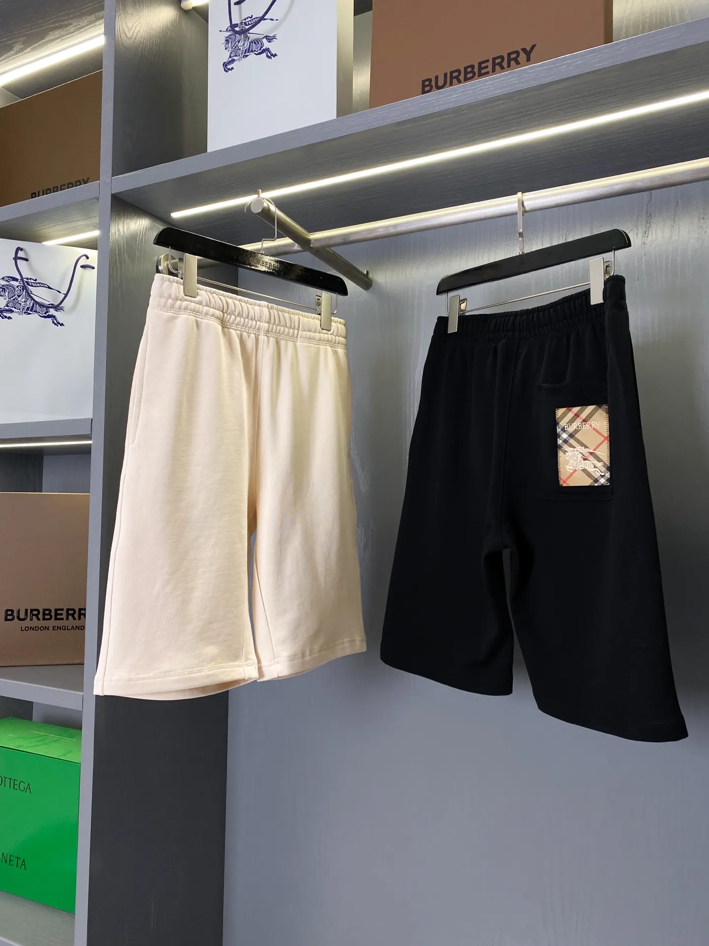 🅱️ 【2025 Series 】： Retro Versatile 、 Versatile ！ BUR ， 2025s ， 。 ，Size ， Size。 BUR ， ！！ ， ， ， ，Breathable ！ 。 ， ， ！！ ， 。OV ， 。 ， ， ！！ ， ！！ Sizes S、M、L、XL、XXL Size Size